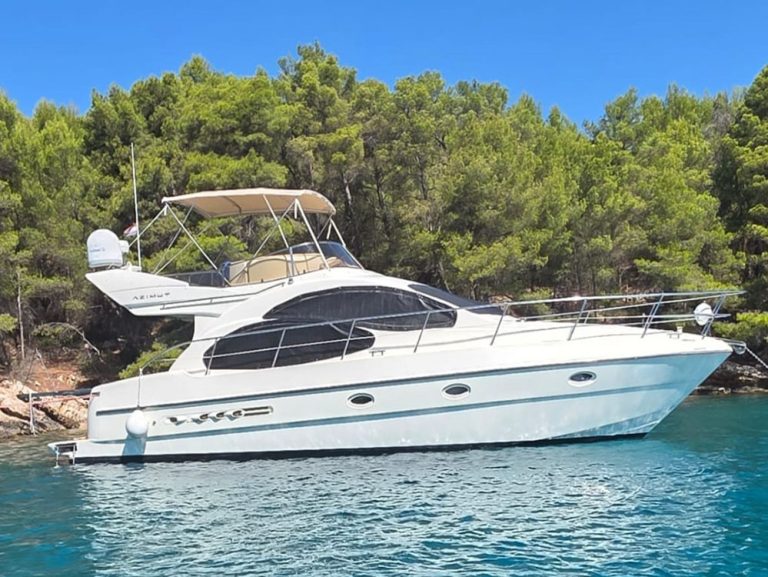 AZIMUT 42 Fly