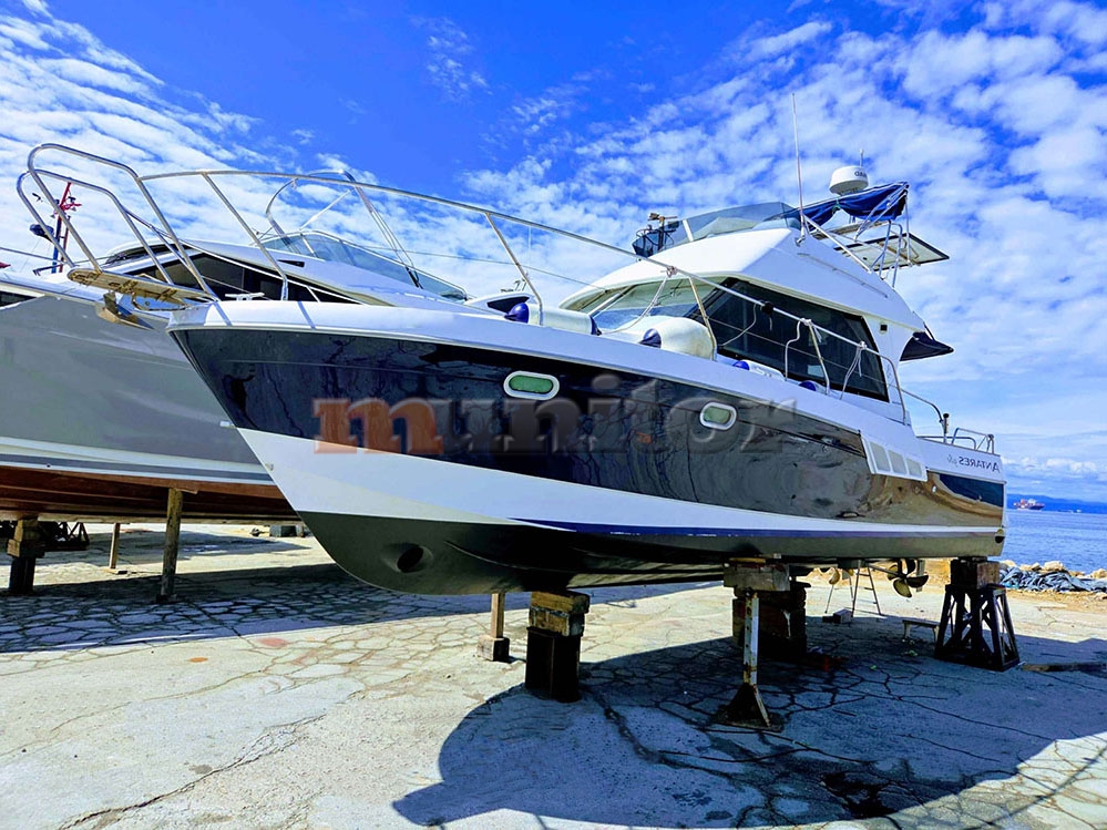 BENETEAU Antares 9.80