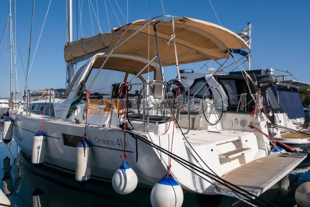BENETEAU Oceanis 41.1