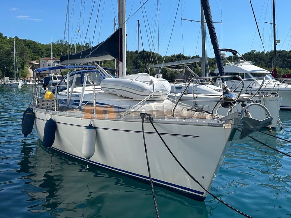 ELAN 38