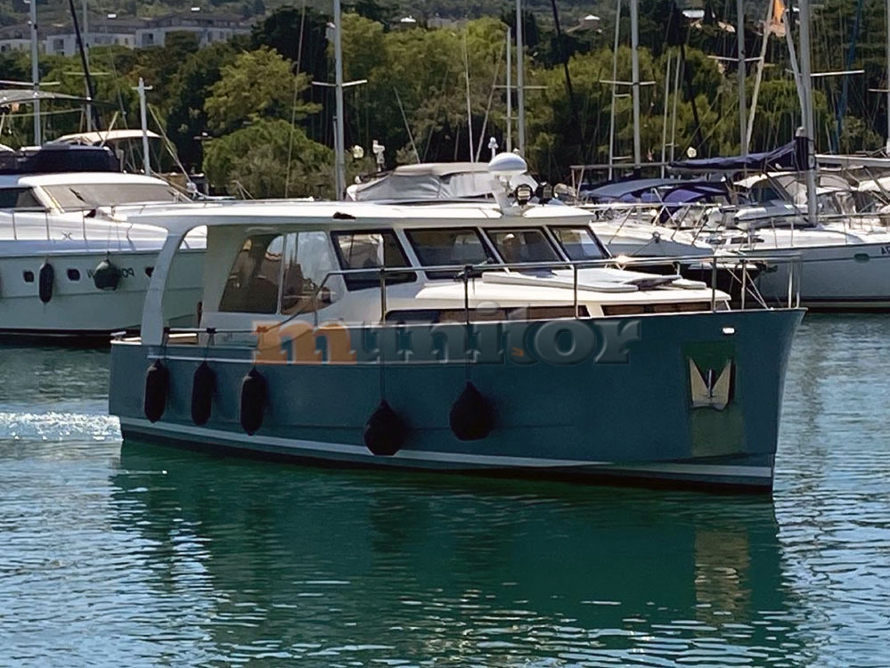 GREENLINE 33