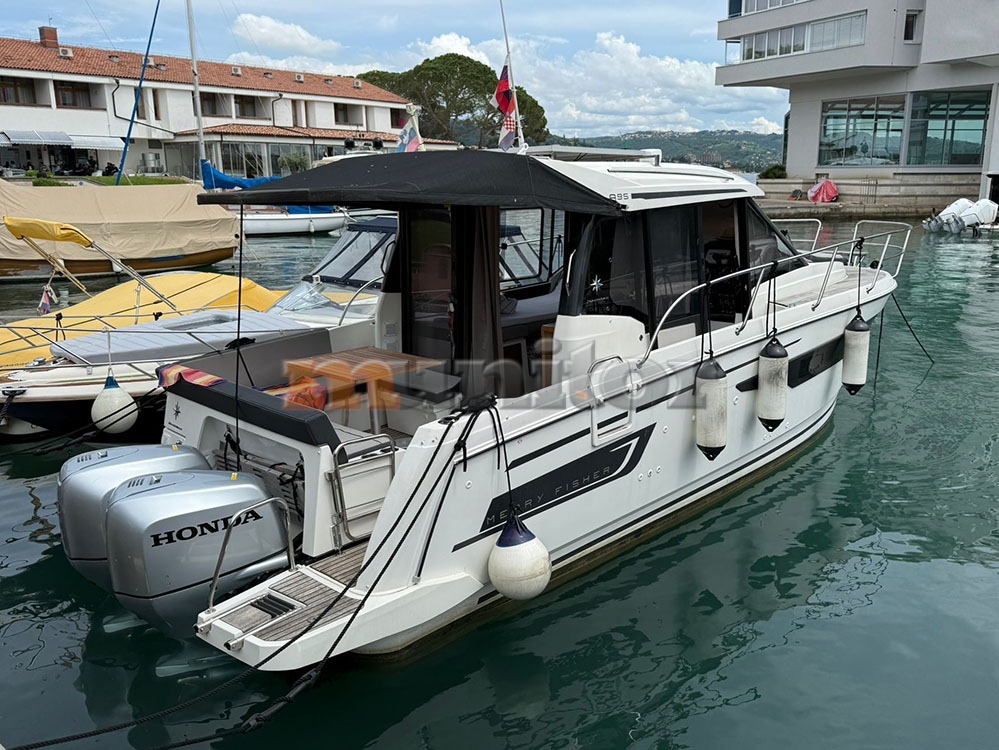 JEANNEAU Merry Fisher 895